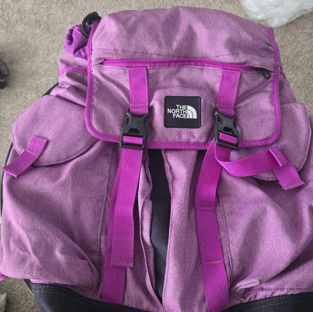The North Face Amirite Backpack Womns